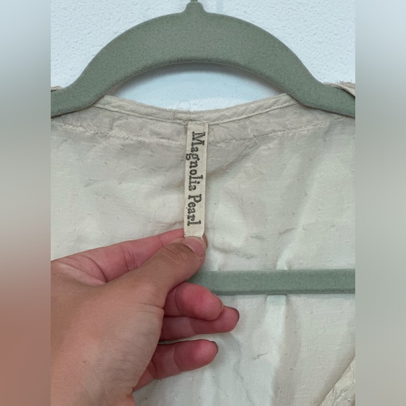 Magnolia Pearl Vintage Blouse - Picture 3 of 12